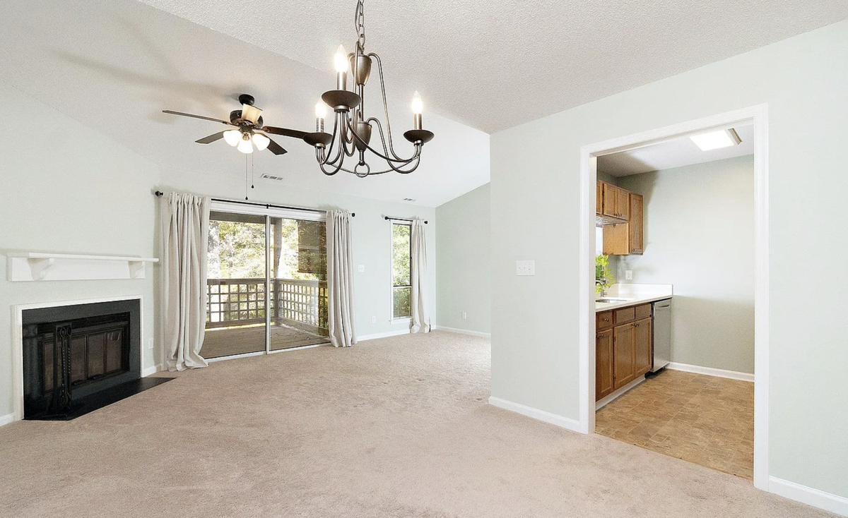 4100 Sedgewood Dr., Apt 303, Raleigh, 27612