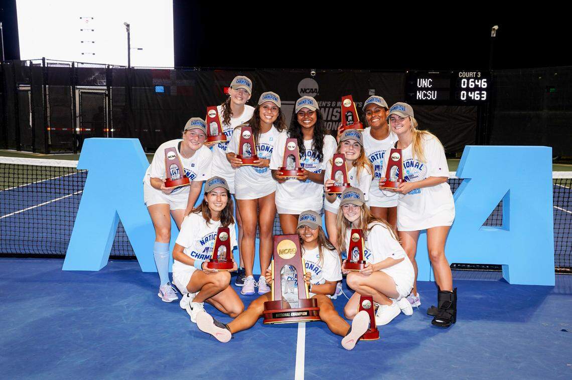University of North Carolina women’s tennis team poses with trophy after winning the NCAA Division I Women’s Tennis Championship at the USTA National Campus in Orlando, Florida on Saturday, May 20, 2023. (Photo by Manuela Davies/USTA)