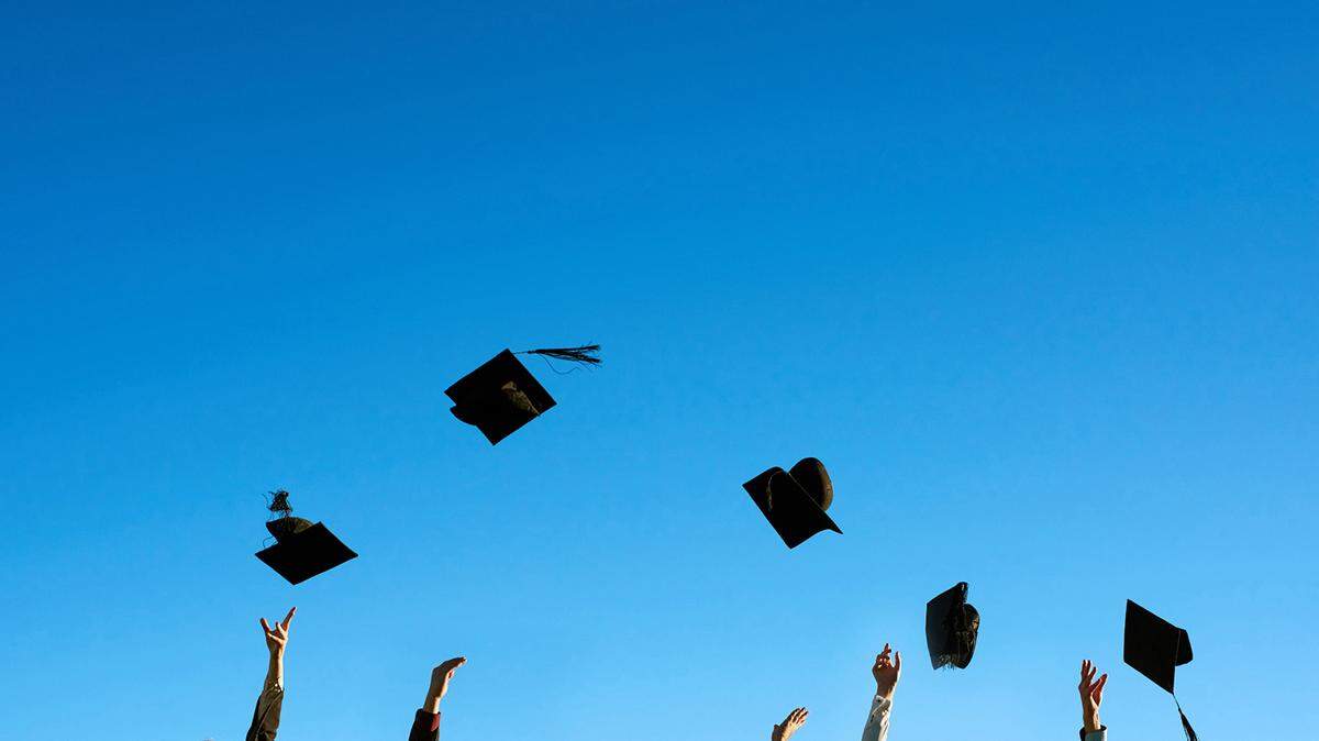 Raleigh and Chapel Hill rank among the nation’s best college towns in a new report.