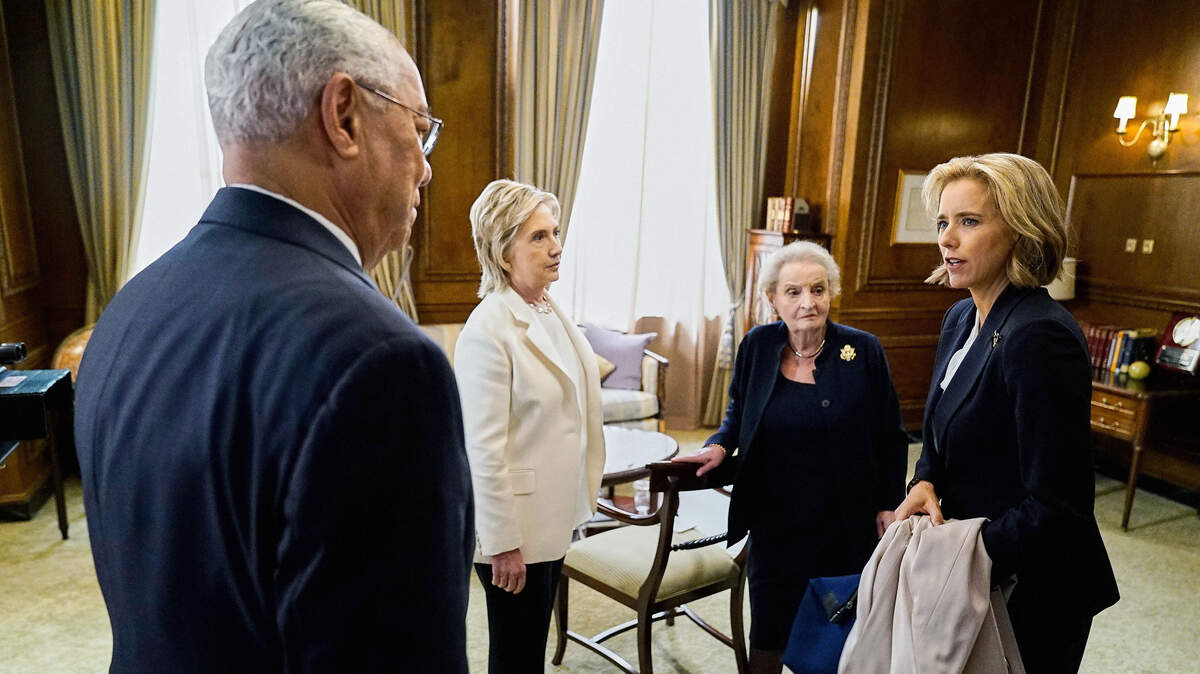 Former Secretaries of State Hillary Clinton (center), General Colin Powell (left) and Madeleine Albright (second from right) are consulted by Secretary of State Elizabeth McCord (Tea Leoni, right) for advice on how to handle a delicate situation.