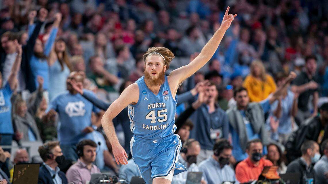 UNC basketball’s Brady Manek ejected from game vs. Baylor, called for flagrant-2 foul