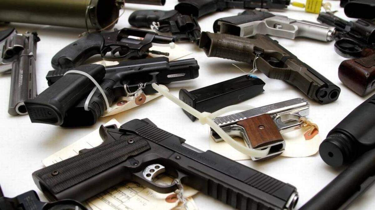 Huntersville Police found a loaded, stolen gun in a North Mecklenburg High student’s backpack following a fight between two students on Tuesday, Feb. 6, 2024. Charlotte-Mecklenburg Schools is investigating why body scanners didn’t detect it.