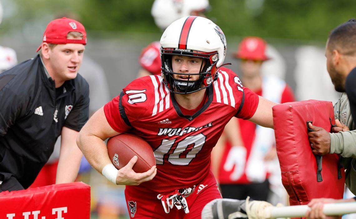 N.C. State linebacker Caden Fordham (10) runs a drill during the Wolfpack’s first fall practice in Raleigh, N.C., Wednesday, August 2, 2023.