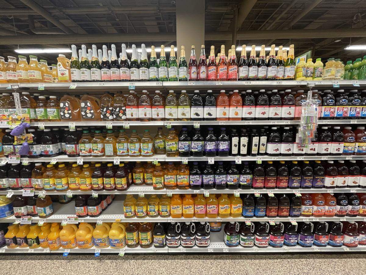A Florida-based grocer is opening a new location in the Triangle.