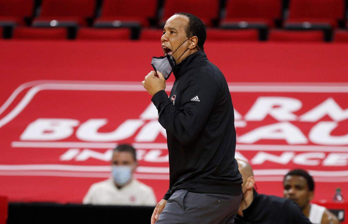 N.C. State head coach Kevin Keatts yells to his team during the first half of N.C. State’s game against Duke at PNC Arena in Raleigh, N.C., Saturday, February 13, 2021.