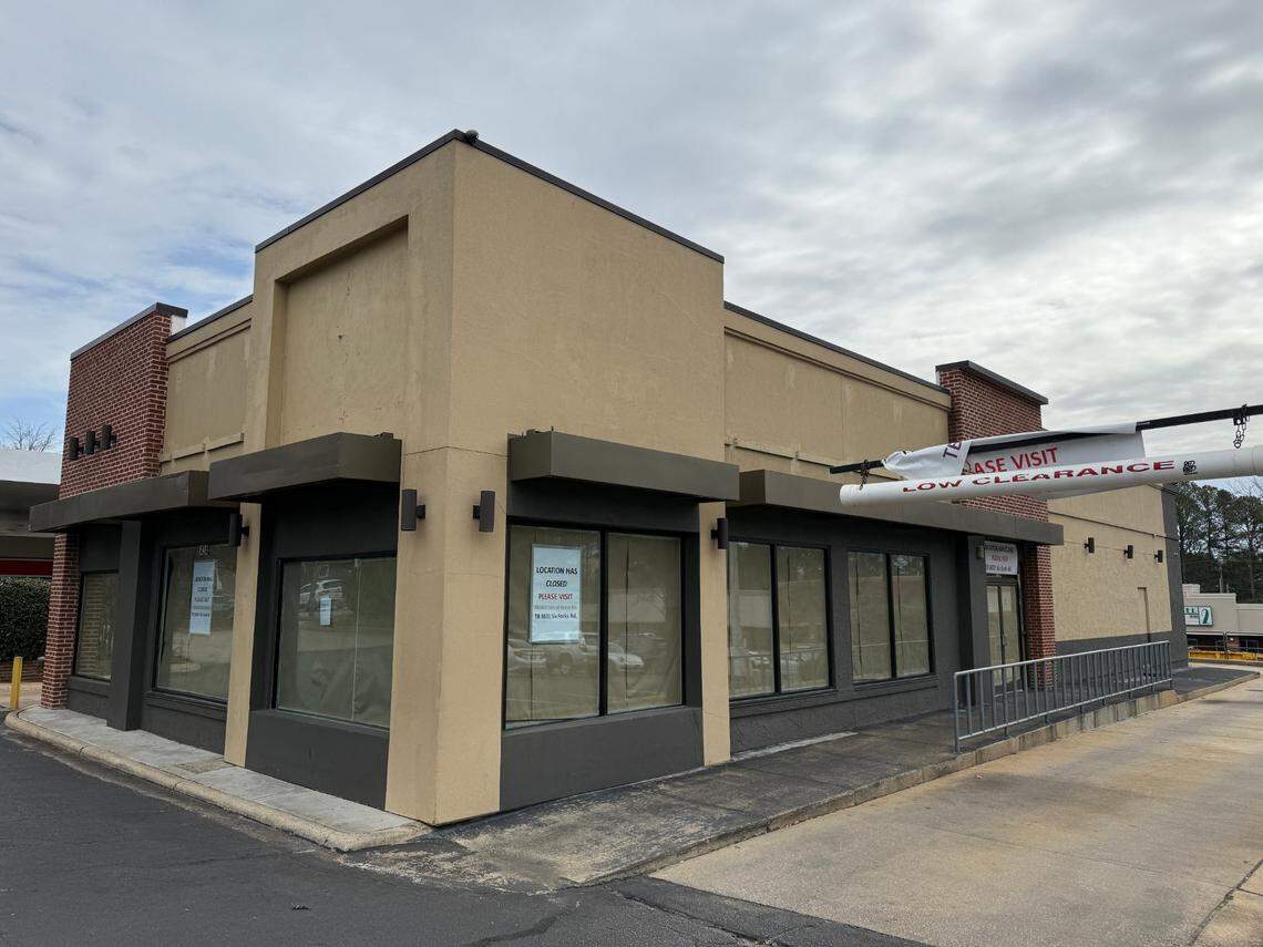 The Taco Bell and KFC restaurants that shared a building at 5434 Six Forks Road, near Food Lion, have closed.