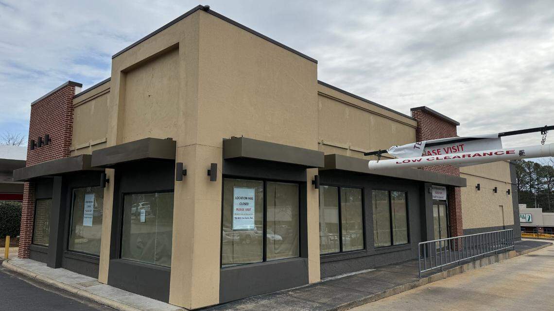 The Taco Bell and KFC restaurants that shared a building at 5434 Six Forks Road, near Food Lion, have closed.