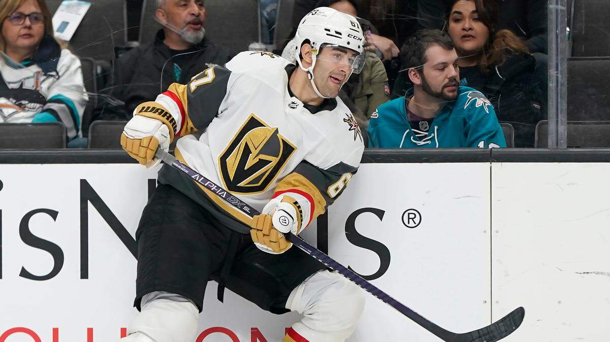 Vegas Golden Knights left wing Max Pacioretty watches his goal during the second period of an NHL hockey game against the San Jose Sharks in San Jose, Calif., Sunday, Feb. 20, 2022. (AP Photo/Jeff Chiu)