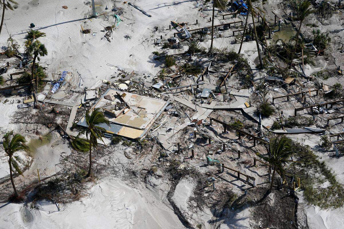 Area where homes once stood is seen in the aftermath of Hurricane Ian, Thursday, Sept. 29, 2022, in Fort Meyers Beach, Fla.