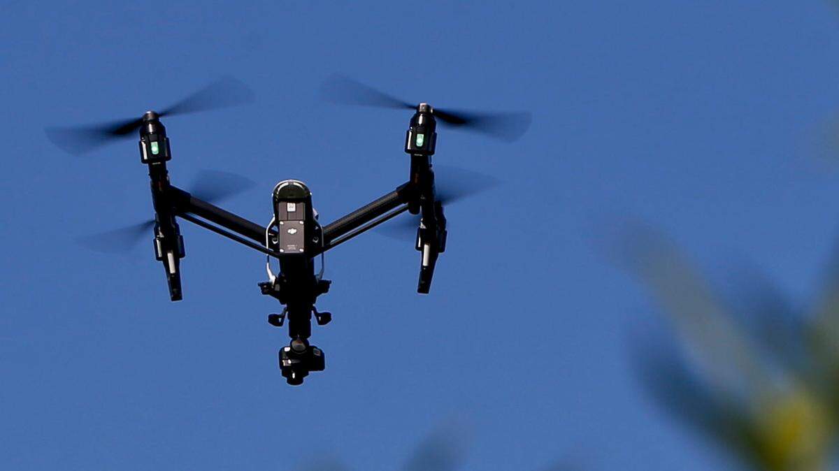 Diveplane, a new company co-founded by former Epic CEO Mike Capps, will be focused on artificial intelligence and, Capps says, has a dozen pilot projects in fields ranging from agriculture science to drone training.