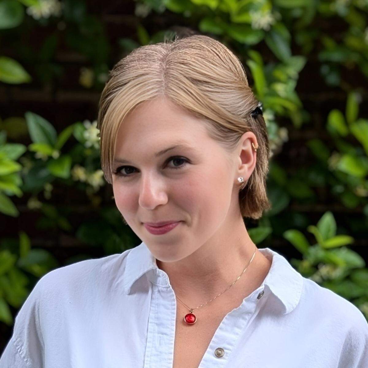 Profile Image of Sophia Bailly