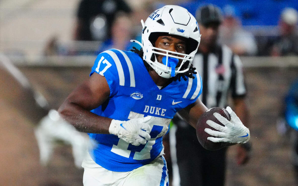 Duke Blue Devils running back Star Thomas (17) runs with the ball against the Elon Phoenix during the second half at Wallace Wade Stadium.