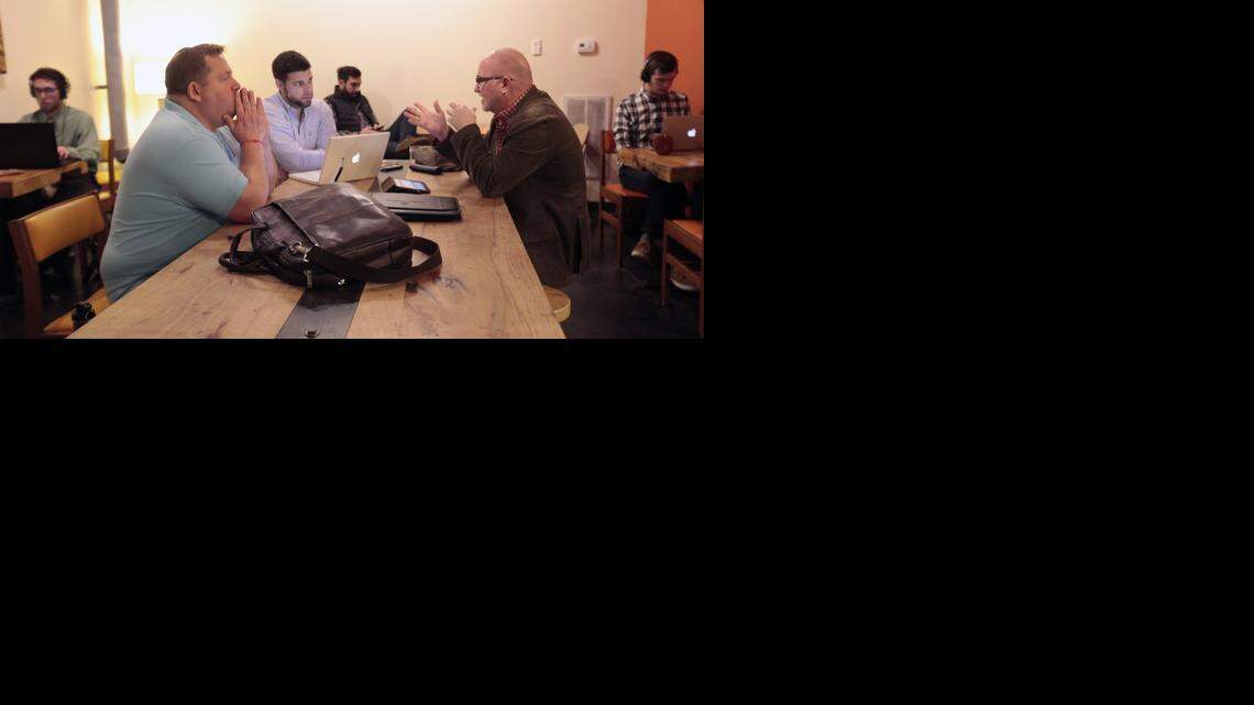 PTENTREPRENEURS4-BZ-123114-HLL