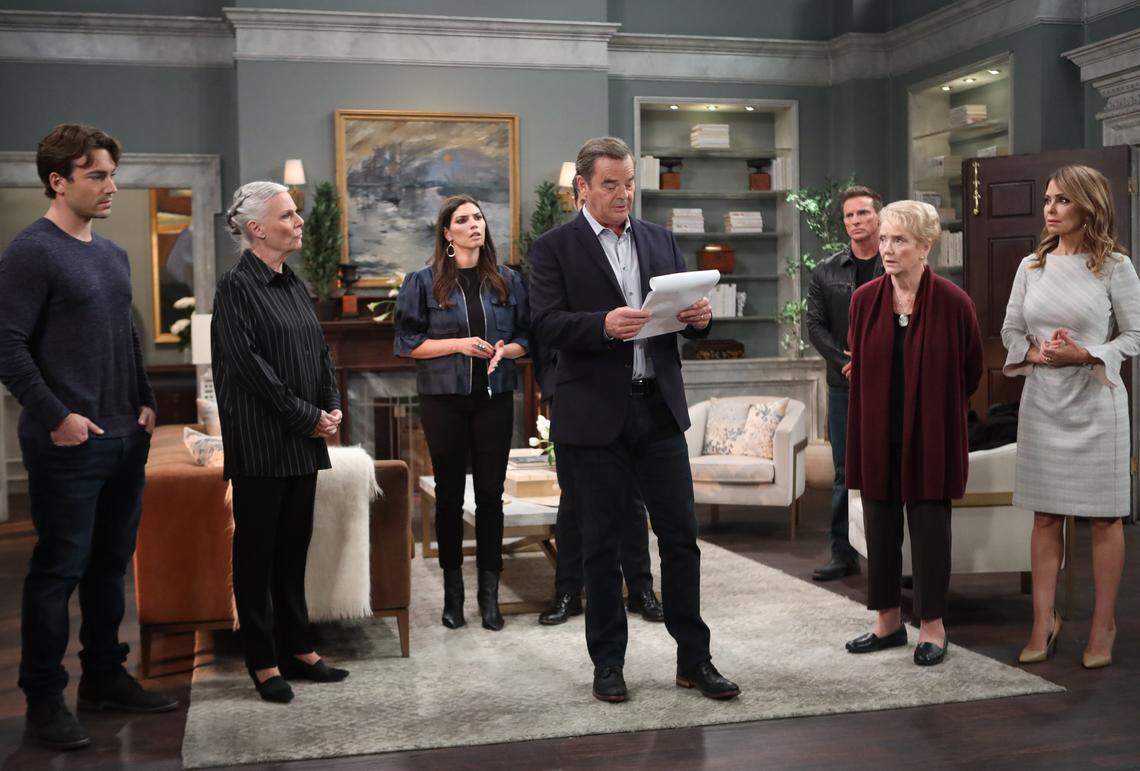 Rory Gibson, Jane Elliot, Amanda Setton, Wally Kurth, Steve Burton, Erika Slezak and Lisa Locicero in the Nov. 4 episode of “General Hospital.”