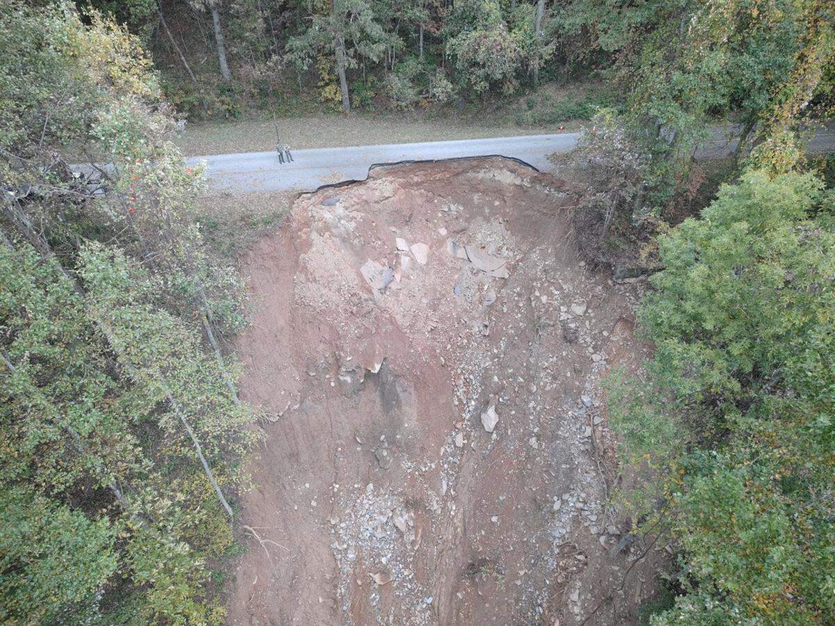 The Blue Ridge Parkway at milepost 401, south of Bent Creek Gap. Taken a week after the remnants of Hurricane Helene hit Western North Carolina.