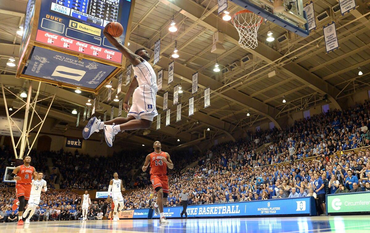 Duke Blue Devils forward Zion Williamson (1) goes in for a dunk in the first half against St. John’s at Cameron Indoor Stadium In Durham, N.C. Saturday, Feb. 2, 2019.