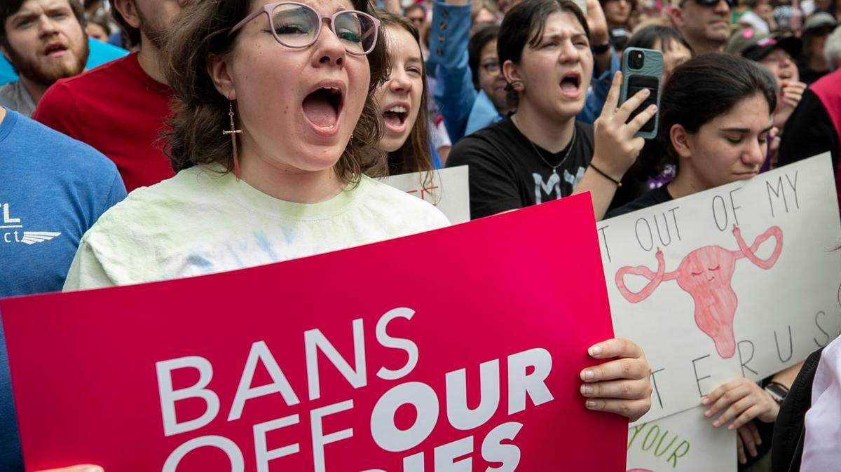 Planned Parenthood files federal lawsuit to stop abortion law from taking effect in NC