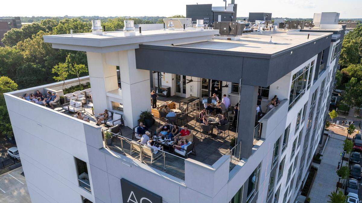 Hello, sunset! These Triangle rooftop bars and restaurants will elevate your night out