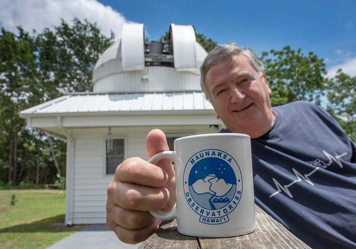 Johnny Horne, retired photo editor for The Fayetteville Observer, will observe his sixth total eclipse Monday in Texas.