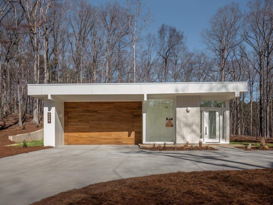 6358 Pathway Ct, Chapel Hill, NC 27516