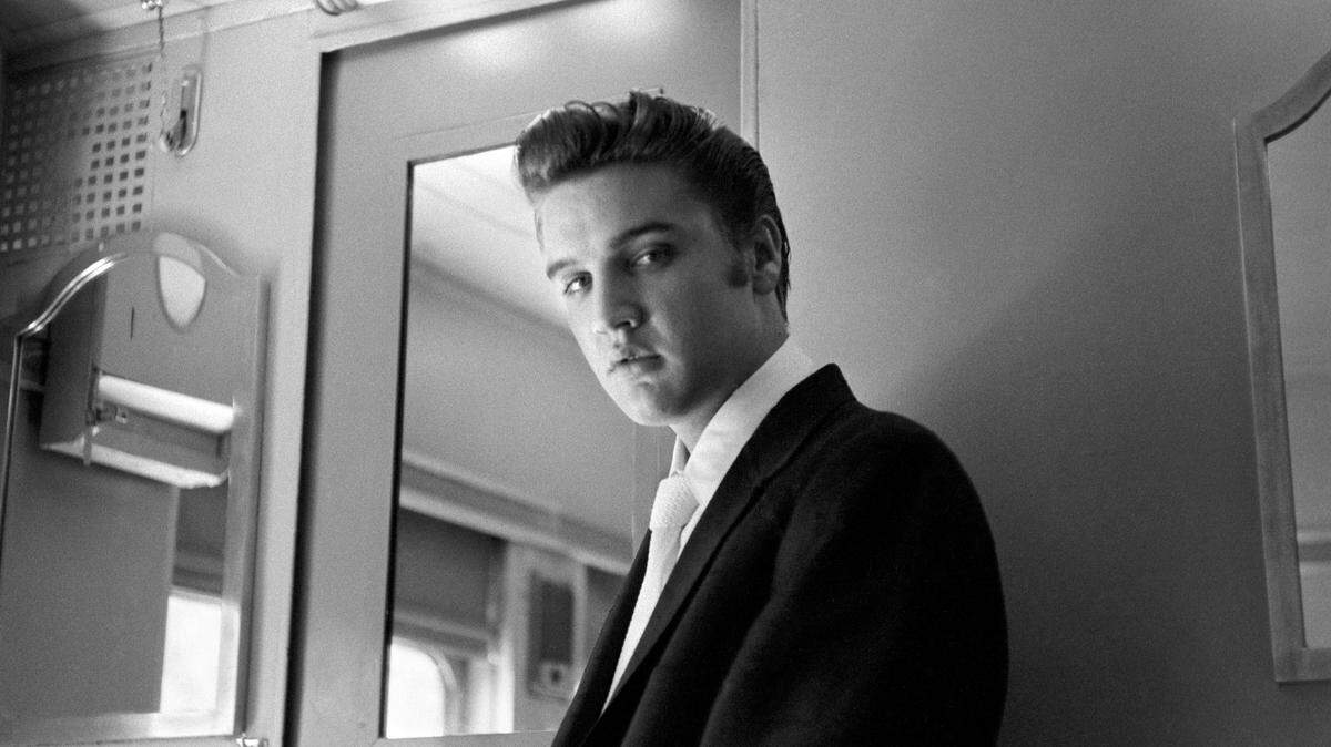 Elvis Presley, the King of Rock ‘n’ Roll, died in 1977. 