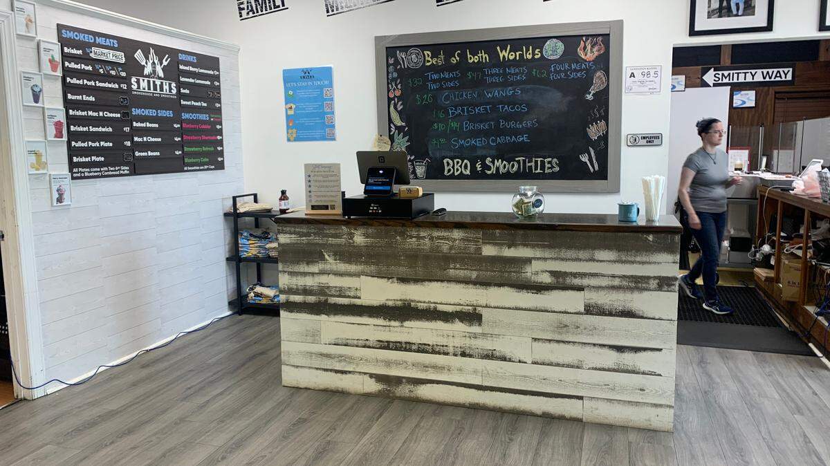 The Wake Forest barbecue joint Smiths Smokehouse + Smoothies will close in late October after more than two years in business.