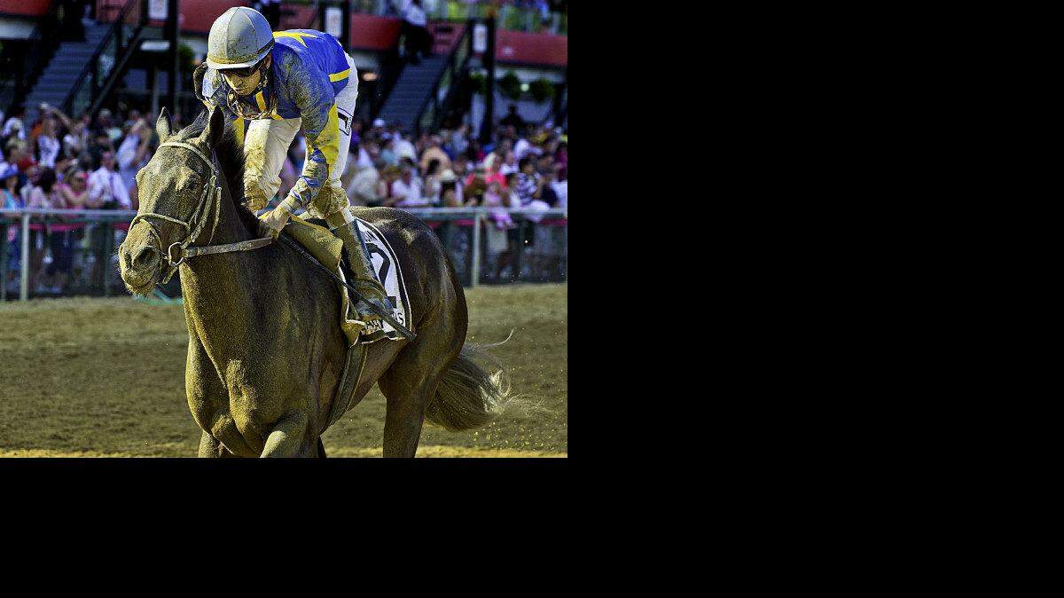 Lady Banks, Julien Pimentel up, during the Black Eyed Susan Stak