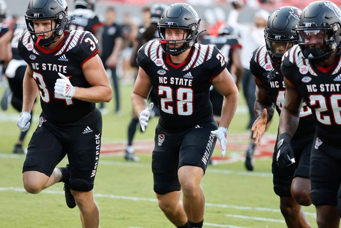 N.C. State linebacker Ari Bowles (28) warms up with the team before the Wolfpack’s game against Texas Tech at Carter-Finley Stadium in Raleigh, N.C., Saturday, Sept. 17, 2022.