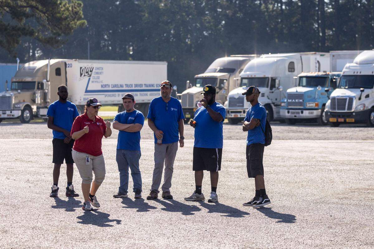 Instructor Pearl Hicks leads a commercial drivers license class at Johnston County Community College’s Truck Driver Training School in Smithfield Thursday, Sept. 22, 2022.