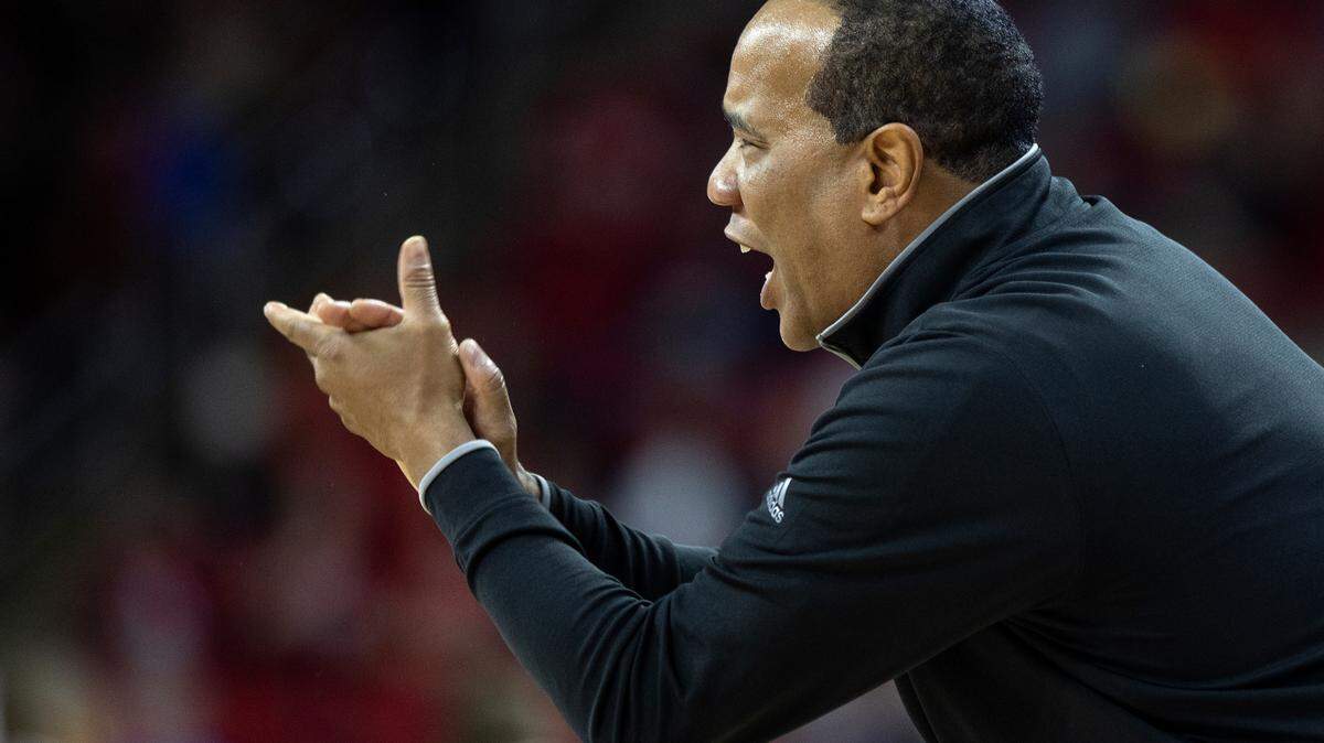 North Carolina State Wolfpack head coach Kevin Keatts encourages his team during the second half of a game against Campbell at PNC Arena in Raleigh, N.C. on Friday, Nov. 11, 2022.