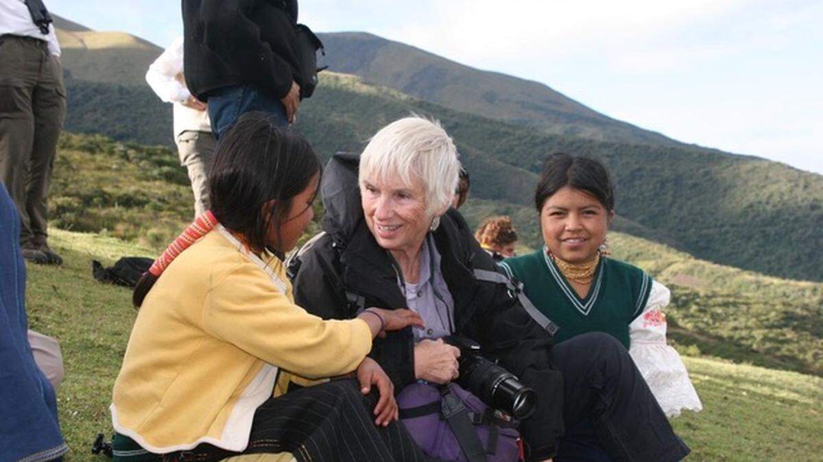 Mary Ann Brittain with students in the Altiplano area of Ecuador while leading an Educators of Excellence trip in 2007.