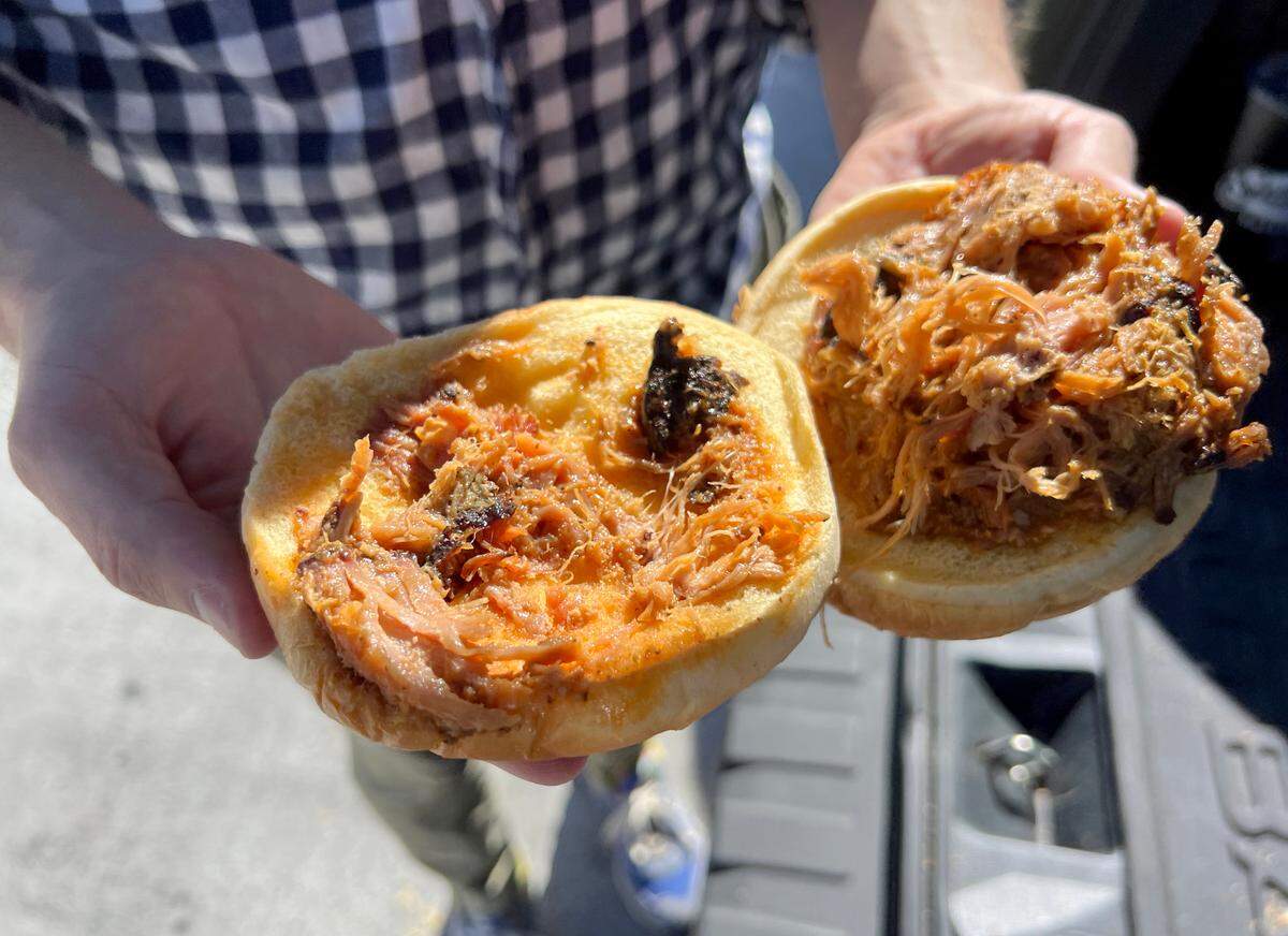 The pulled pork sandwich is a signature Buc-ee’s item.