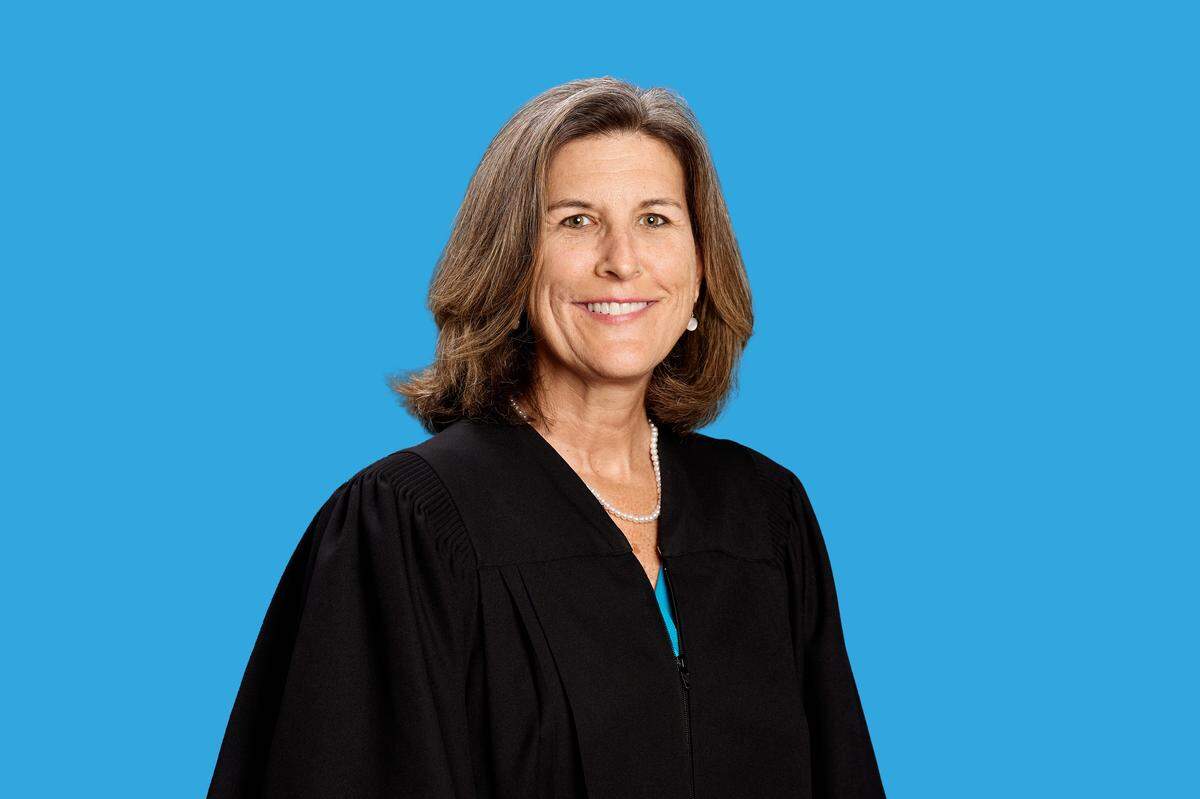 Christine Walczyk is a candidate for NC Court of Appeals Seat 3