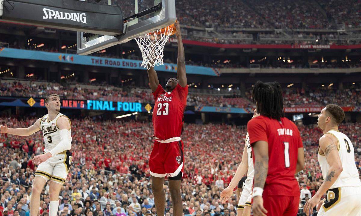 N.C. State’s Mohamed Diarra (23) misses a dunk int he first half against Purdue in the NCAA Final Four National Semifinal game on Saturday, April 6, 2024 at State Farm Stadium in Glendale, AZ.