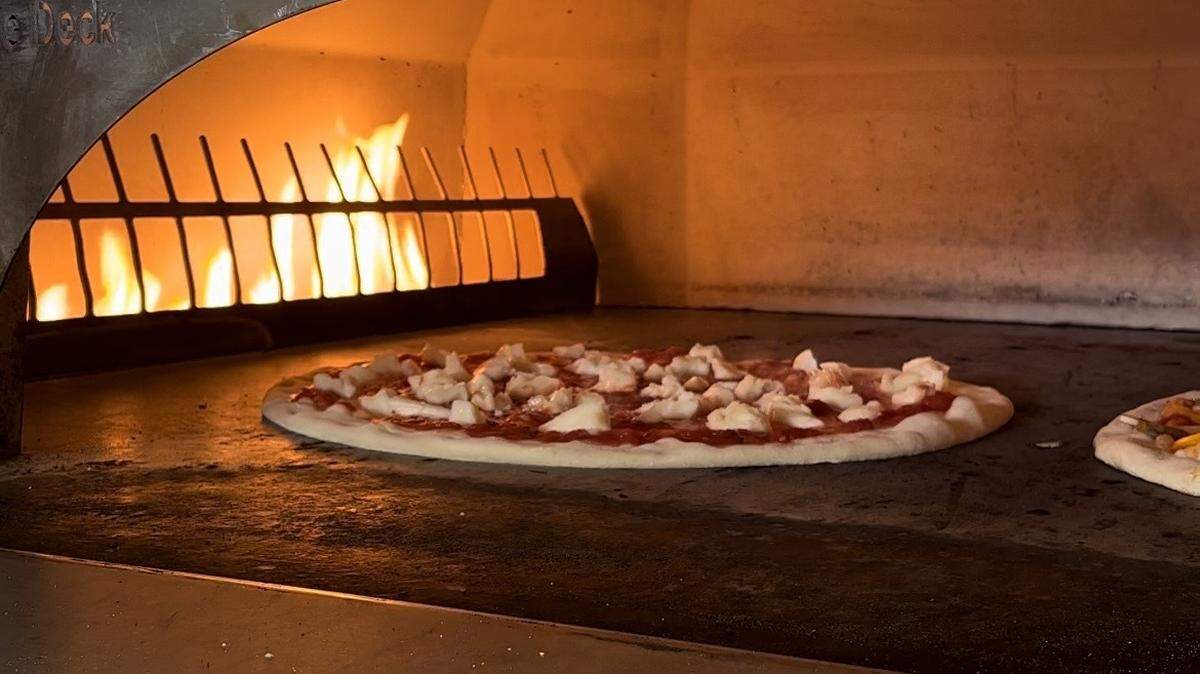 Cary’s Di Fara Pizza Tavern will expand to RTP with a new restaurant.