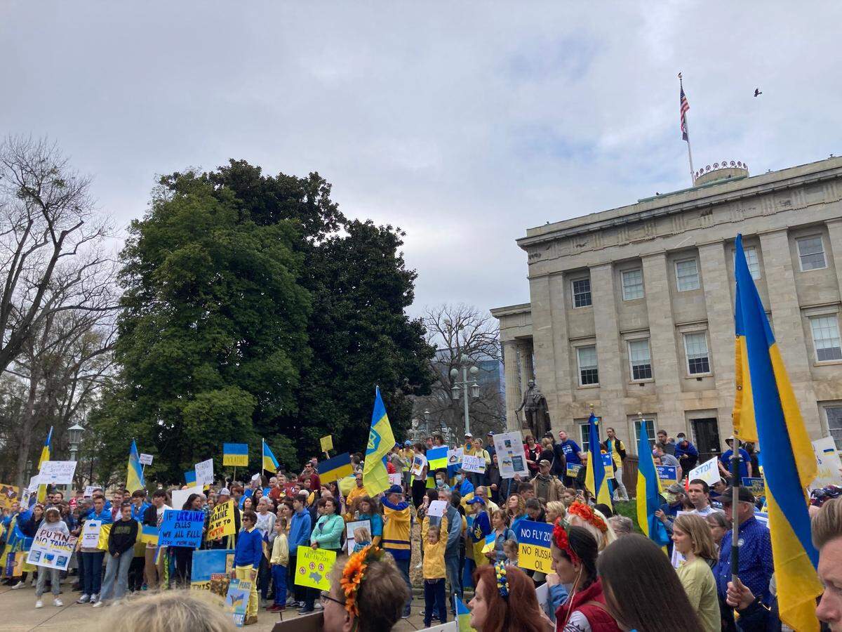 Ukrainians in the Carolinas, a nonprofit organization, hosted a Stand With Ukraine rally Saturday afternoon on North Carolina State Capitol grounds. Hundreds attended the rally, which took place as Russia’s invasion of Ukraine enters its second week.