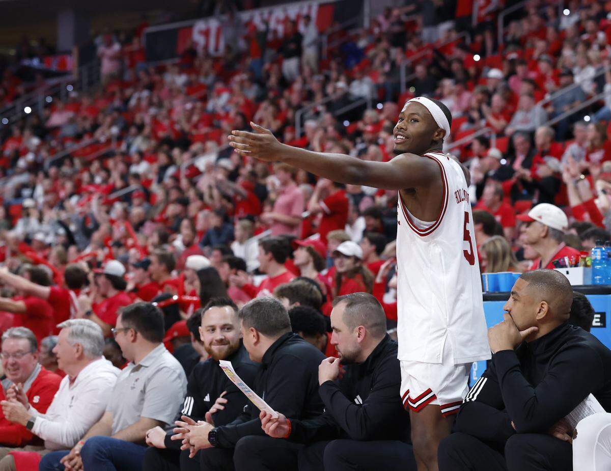 N.C. State’s Tre Holloman motions on the bench during the second half of N.C. State’s 114-66 win over North Carolina Central at Lenovo Center on Monday, Nov. 3, 2025, in Raleigh, N.C.