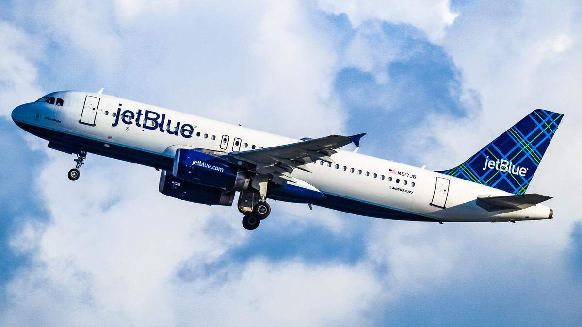 JetBlue will add a second nonstop from Raleigh-Durham International to Fort Lauderdale as part of a larger expansion to what the airline calls its gateway to South Florida, Latin America and the Caribbean.