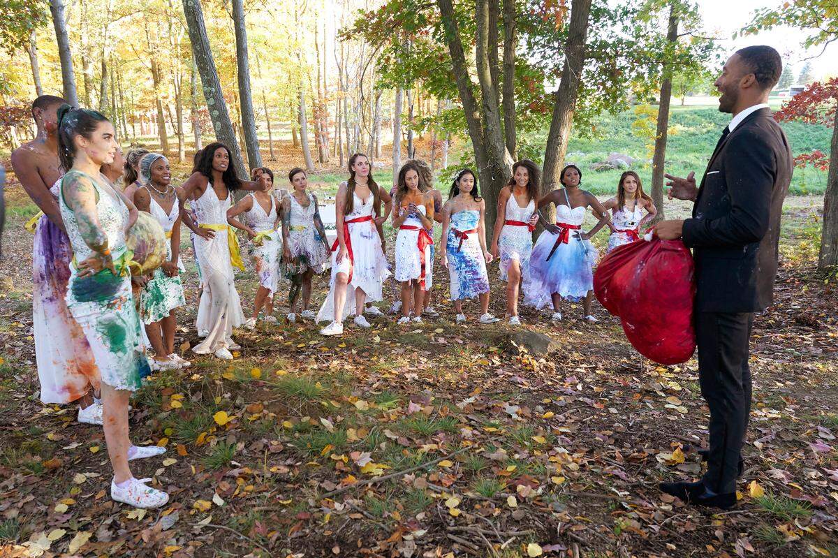 The largest group date in “Bachelor” history has 18 women dressing up for a wedding photo shoot, with Raleigh native Matt James as the groom.