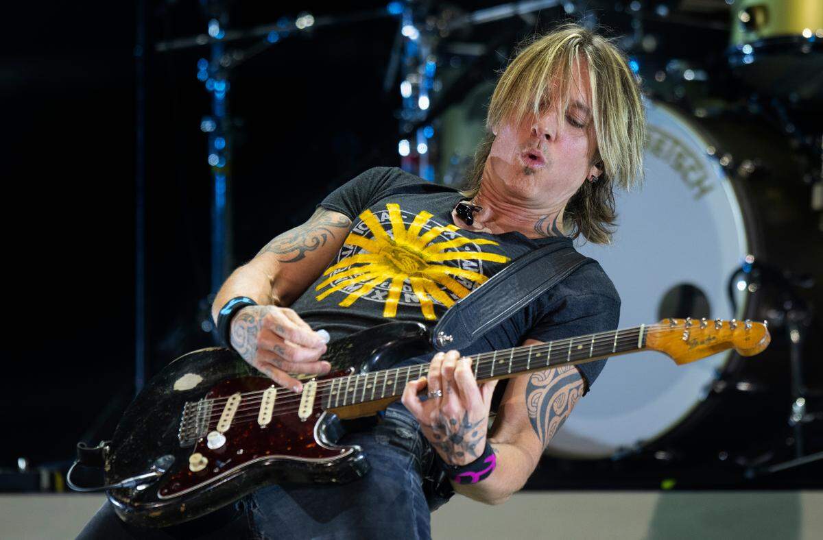 Keith Urban in concert Raleigh, N.C.’s Coastal Credit Union Music Pavilion at Walnut Creek, Saturday night, Aug. 10, 2022.