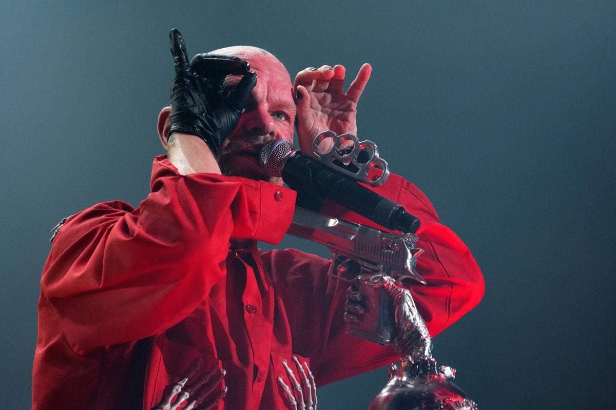 Five Finger Death Punch in concert at Raleigh, N.C.’s Coastal Credit Union Music Park at Walnut Creek, Wednesday night, Sept. 7, 2022.