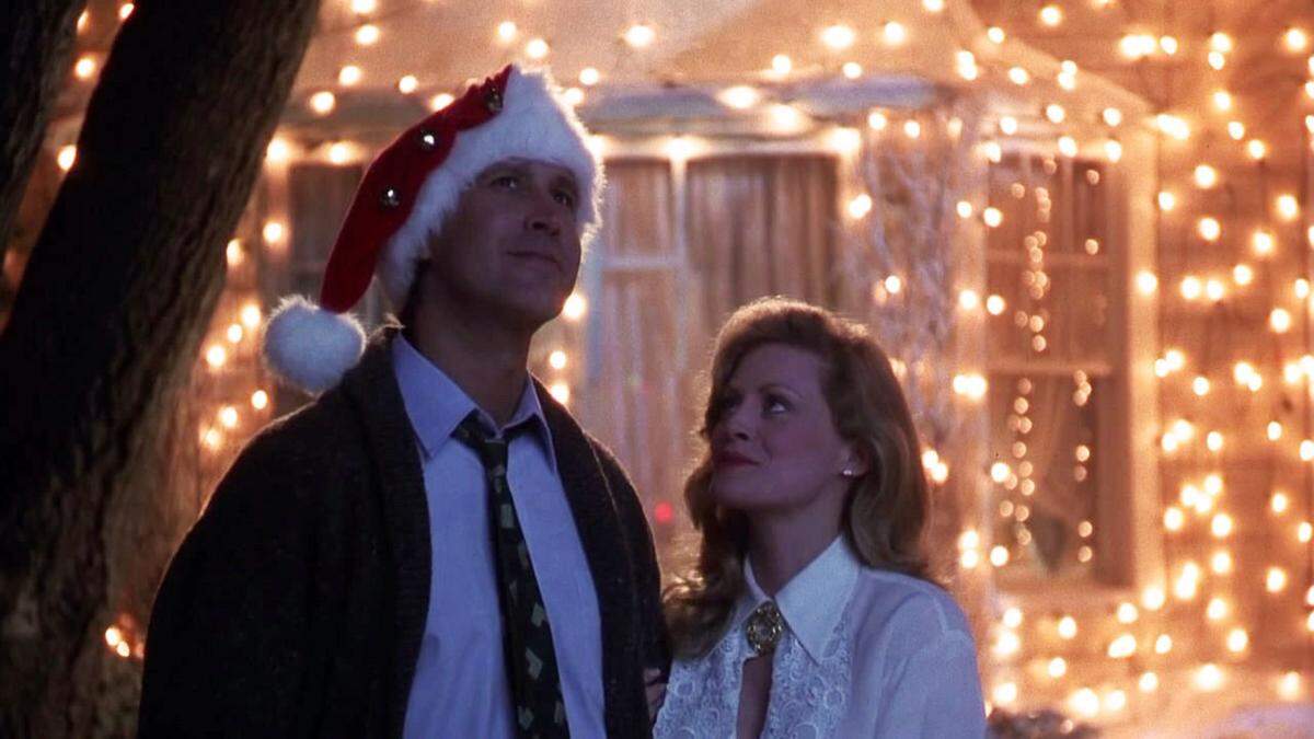 Chevy Chase and Beverly D’Angelo in “National Lampoon’s Christmas Vacation.”  