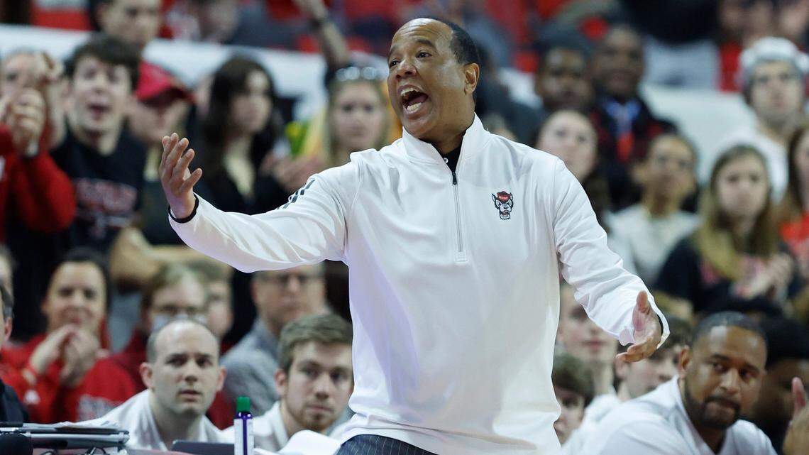 N.C. State head coach Kevin Keatts yells to his players during the first half of N.C. State’s game against FSU at PNC Arena in Raleigh, N.C., Wednesday, Feb. 1, 2023.