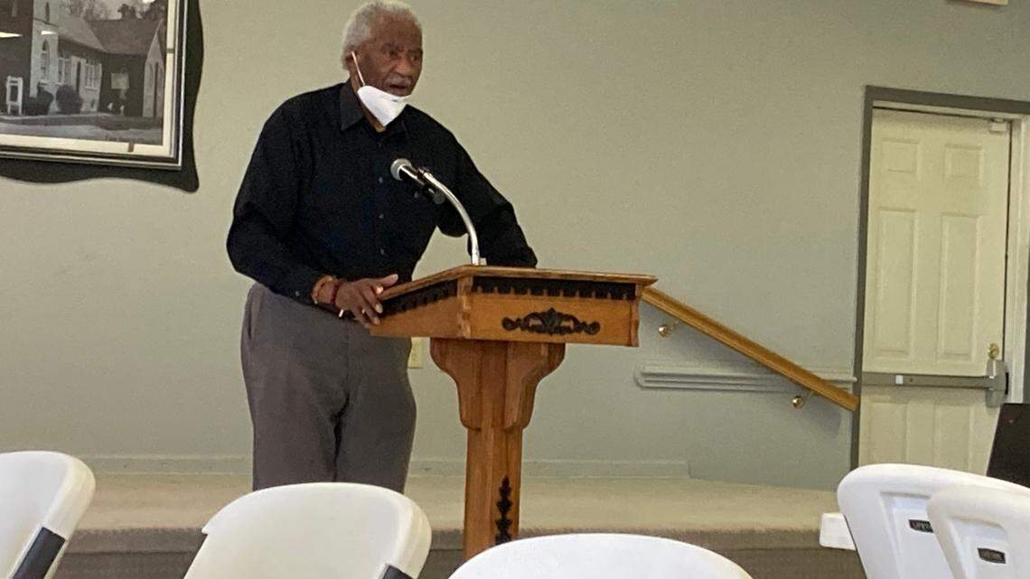 At Sampson County event, Eastern NC residents ask Cooper for protection from pollution