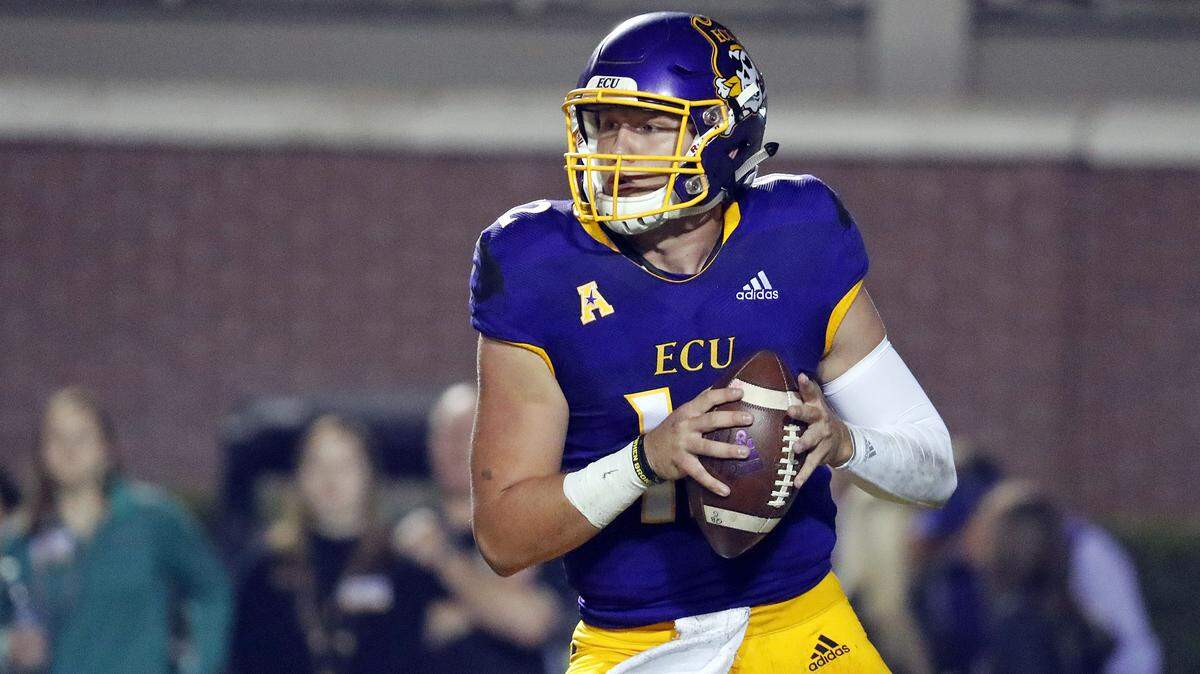 East Carolina’s Holton Ahlers (12) looks to pass during the first half of an NCAA college football game against the Central Florida in Greenville, N.C., Saturday, Oct. 20, 2018. (AP Photo/Karl B DeBlaker)