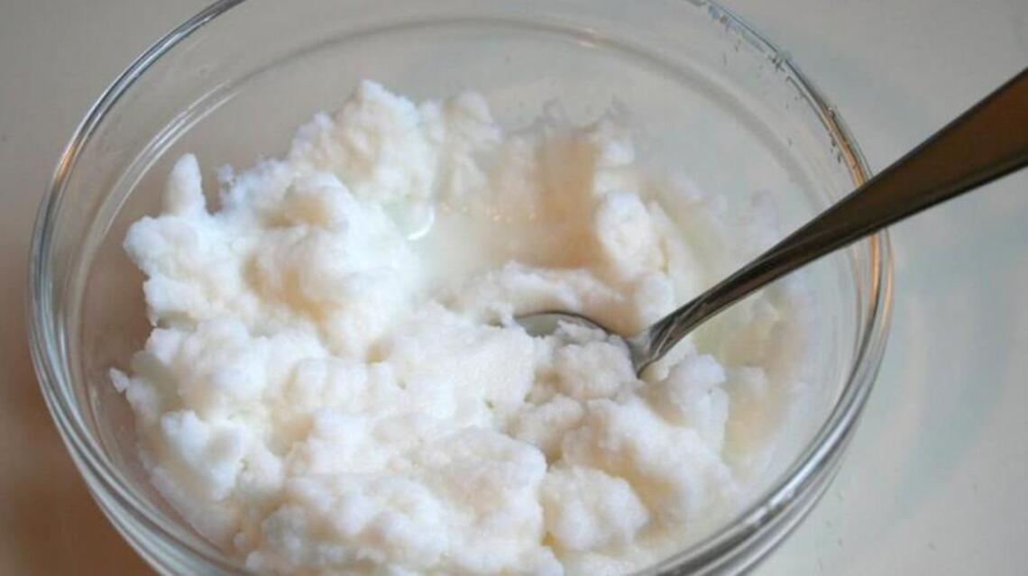 When life gives you a snow storm, make snow cream. How to make the dream concoction.