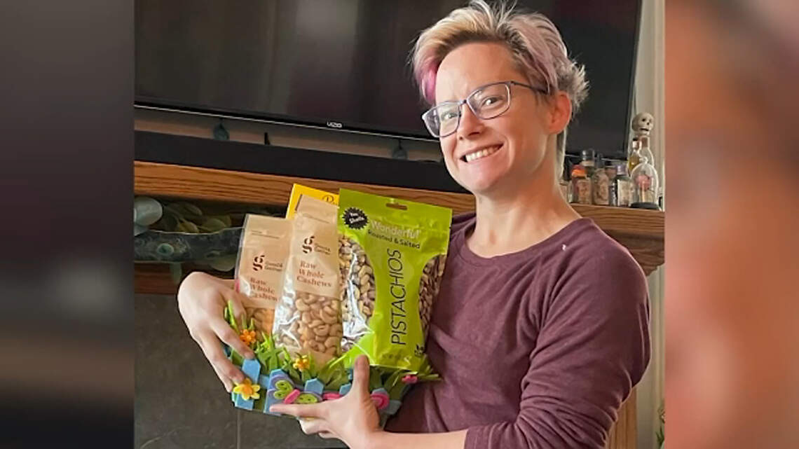 Friends, family plea for help in Cary mom Liz Waddell’s disappearance in Grenada