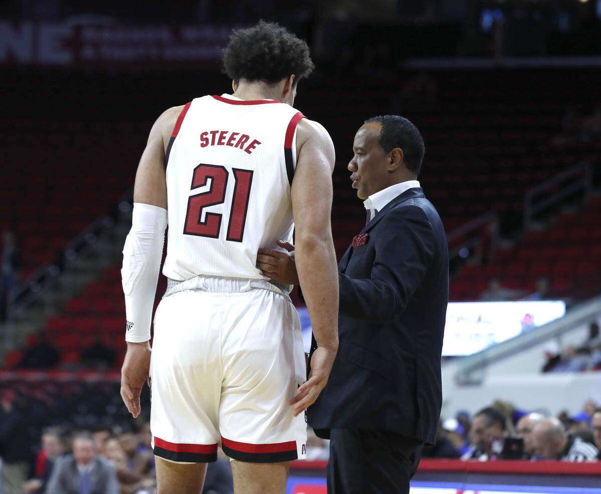 N.C. State’s head coach Kevin Keatts talks with Ian Steere (21)during the second half of N.C. State’s 111-62 exhibition victory over Chowan at PNC Arena in Raleigh, N.C., Monday, Oct. 29, 2018.