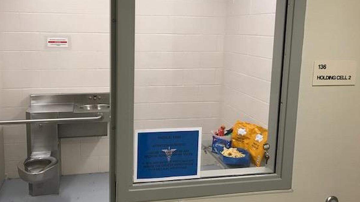 The Southern Pines Police Department in North Carolina is preparing its jail holding cells for pot smokers on 4/20 Day. A post on their Facebook page shows that they’re adding munchies to cells for additional marijuana related arrests.