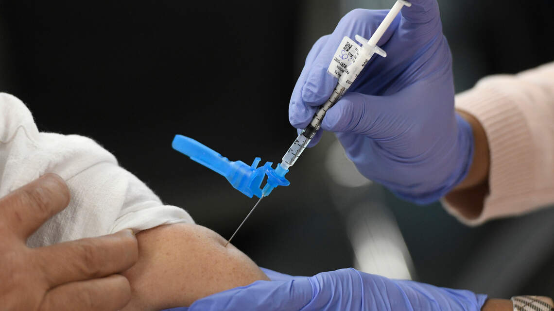 Struggling to get a COVID-19 vaccine appointment? This hospital offers walk-ins
